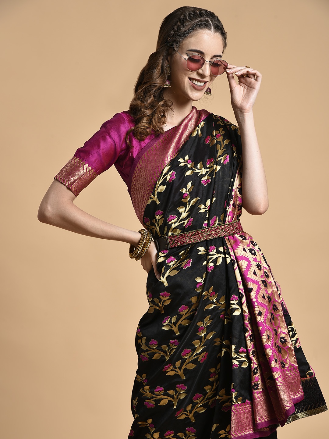 

Sangria Black & Gold-Toned Floral Zari Silk Blend Banarasi Saree