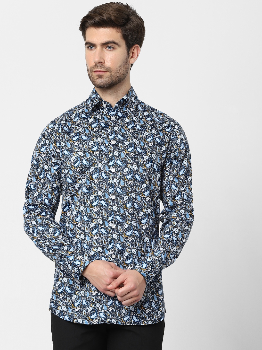 

SELECTED Men Blue & White Slim Fit Floral Opaque Printed Casual Shirt