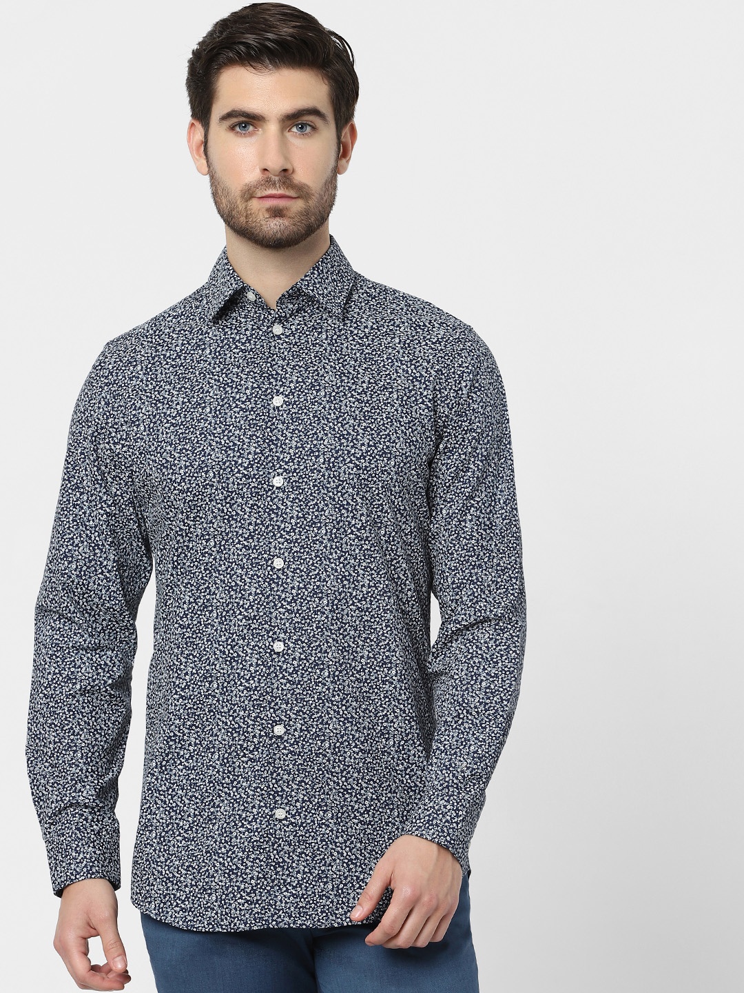 

SELECTED Men Navy Blue & White Slim Fit Floral Opaque Printed Casual Shirt