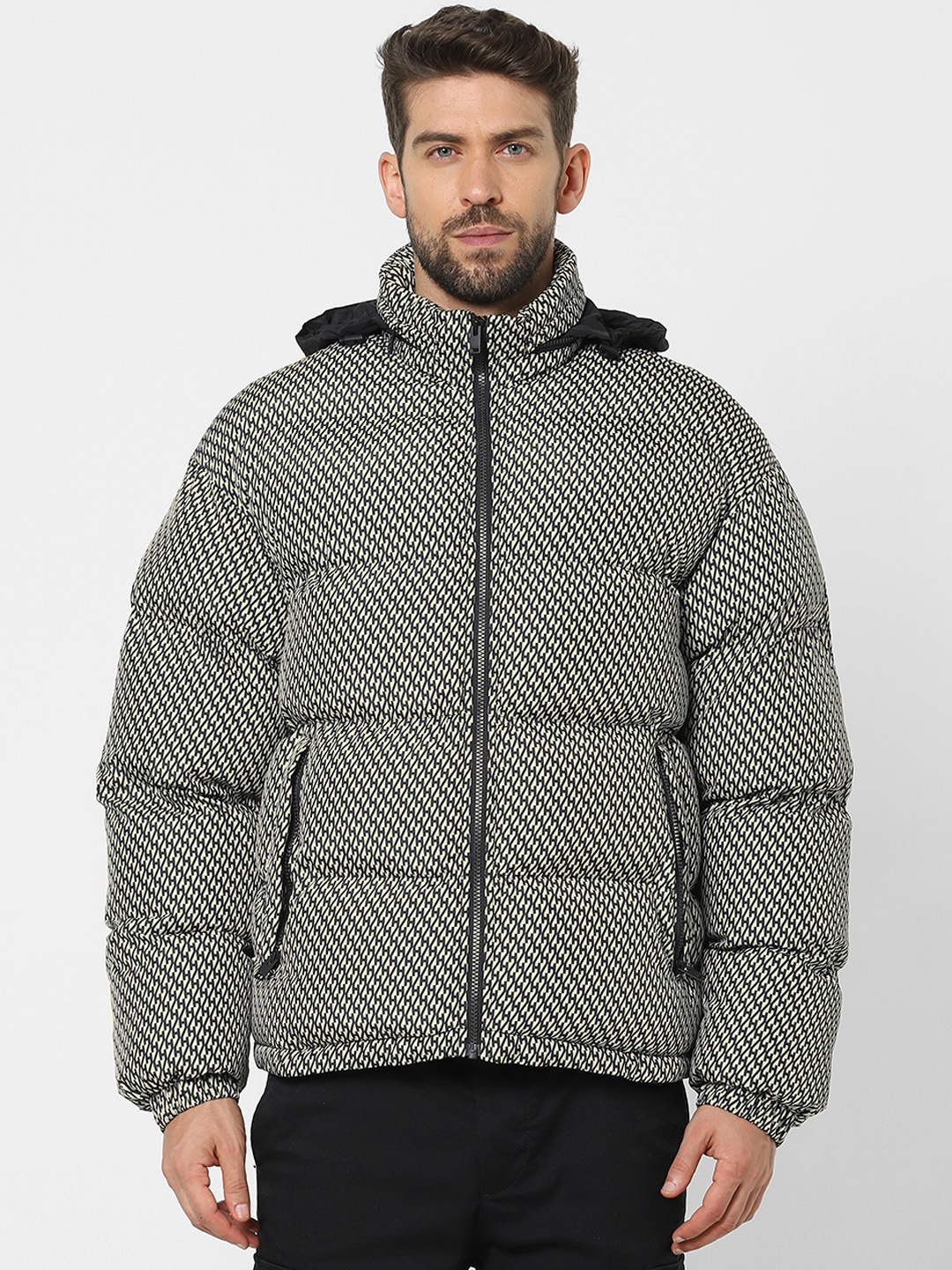 

SELECTED Men Beige & Black Brand Logo Printed Puffer Jacket