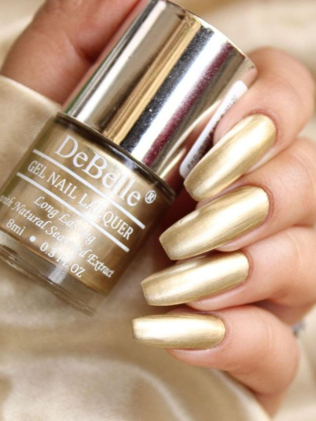 

DeBelle Gel Nail Lacquer - Chrome Gold 8 ml