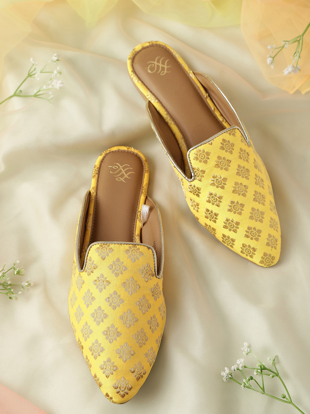 

House of Pataudi Women Yellow & Golden Woven Design Handcrafted Mules