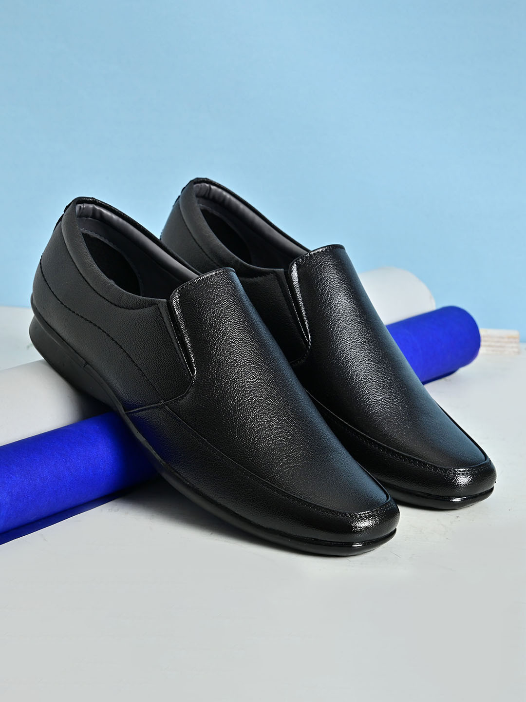 

INVICTUS Men Black Solid Formal Slip-Ons