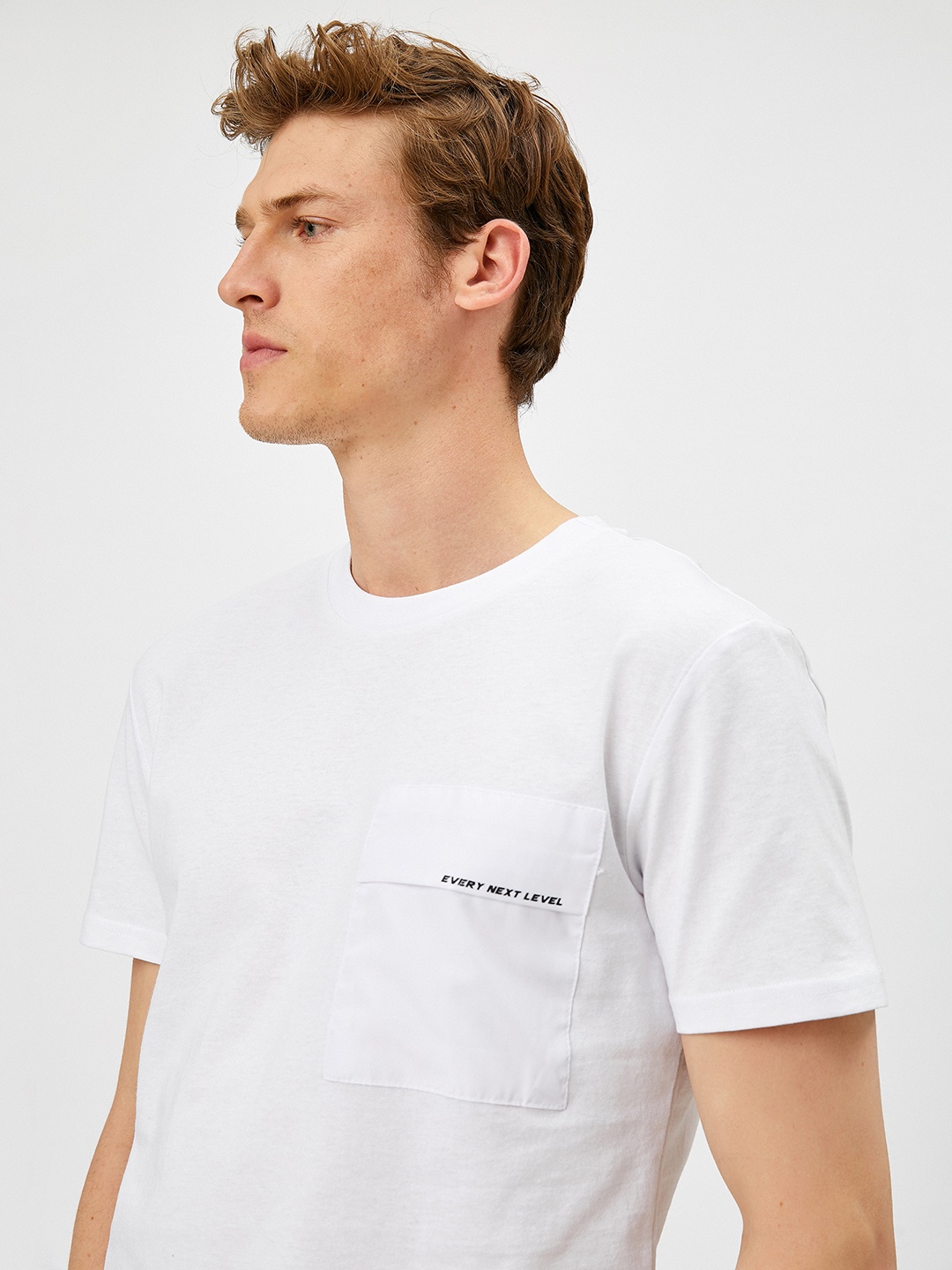 

Koton Men White Slim Fit Cotton T-shirt