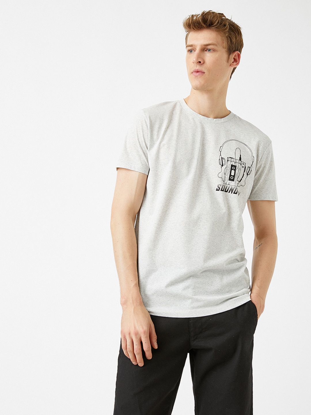 

Koton Men Grey Printed Slim Fit Pure Cotton T-shirt