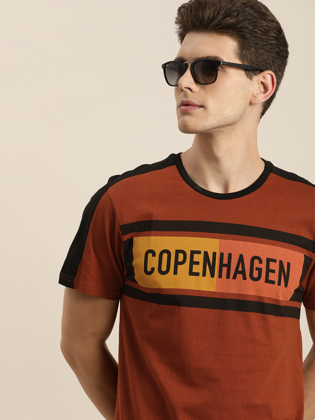

Moda Rapido Men Rust Black Pure Cotton Typography Printed Pure Cotton T-shirt