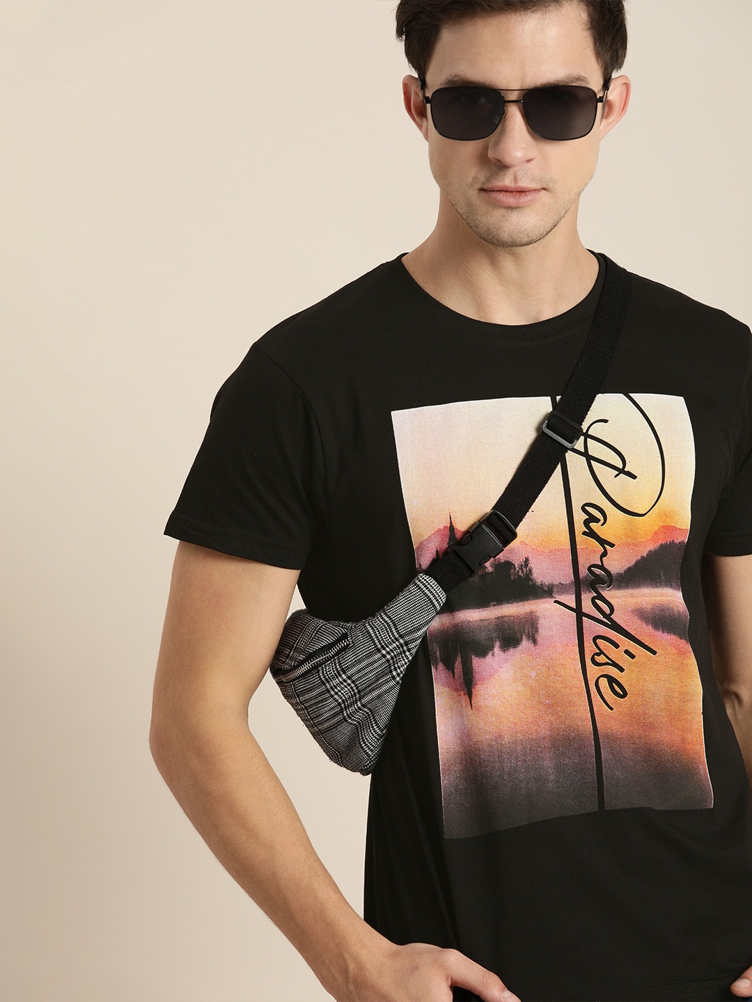 

Moda Rapido Men Black Typography Printed Pure Cotton T-shirt