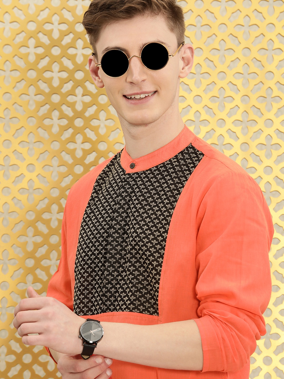 

Ode by House of Pataudi Men Orange & Black Cotton Kurta