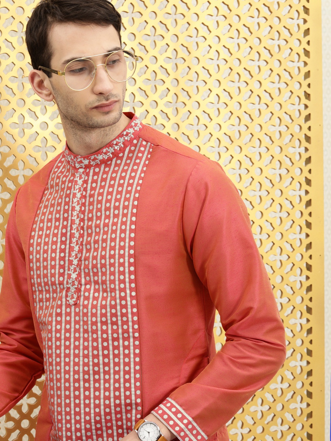 

Ode by House of Pataudi Men Coral Pink Printed Mandarin-Collar Straight Jashn Kurta