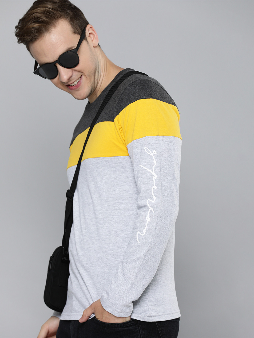 

HERENOW Men Grey Melange Colourblocked Pure Cotton T-shirt