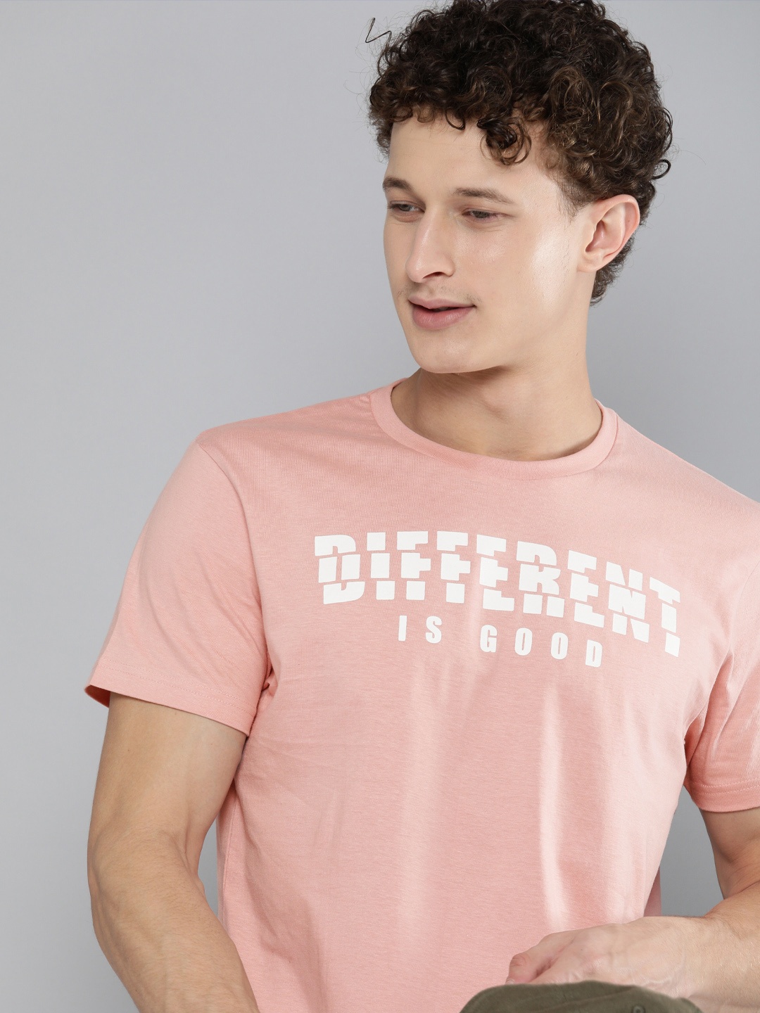 

HERENOW Men Pink Typography Printed Pure Cotton T-shirt