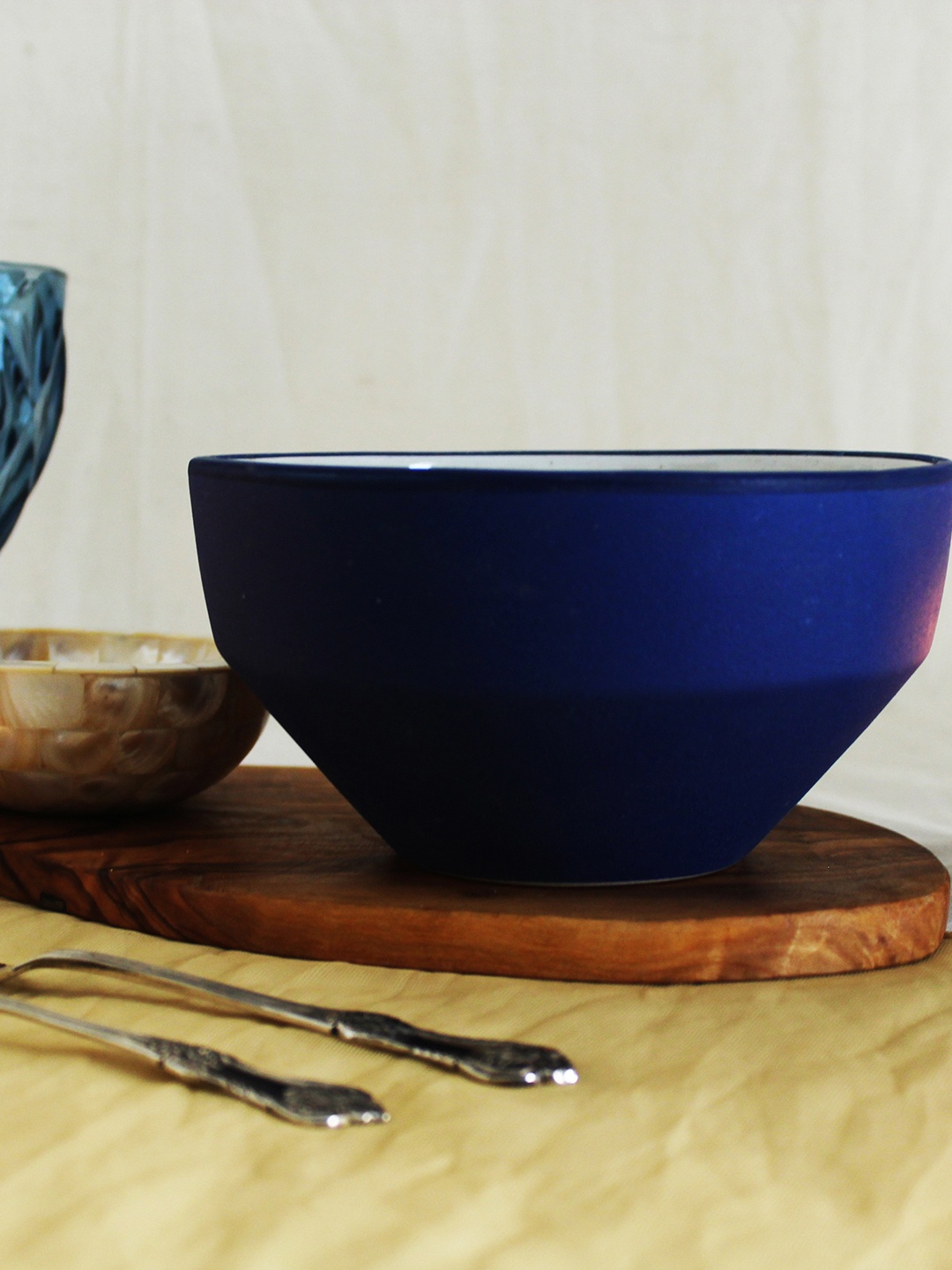 

THOA Blue Ceramic Matte Bowls
