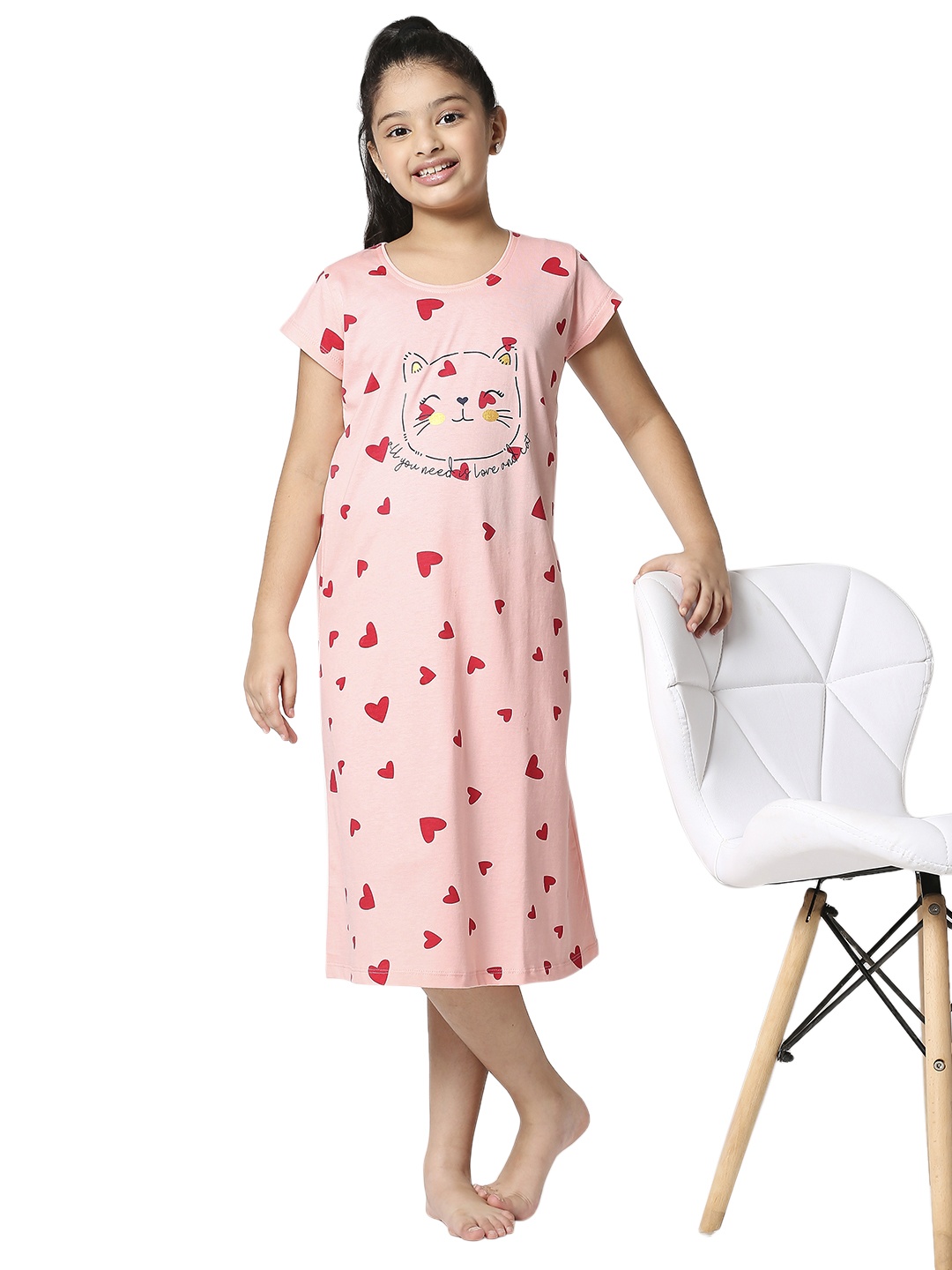 

Zeyo Girls Pink & Red Heart Printed Pure Cotton Sleep Shirt