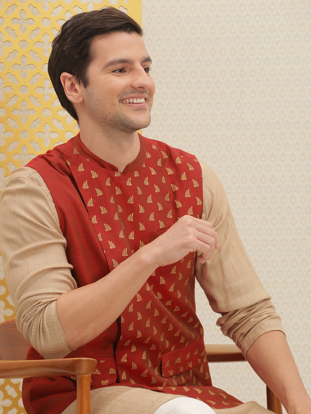 

House of Pataudi Men Rust Orange & Gold-Toned Printed Jashn Nehru Jacket