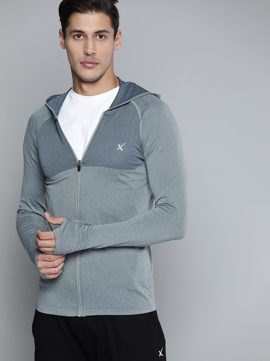 

HRX By Hrithik Roshan Training Men Pewter Seamless Solid Jacket, Charcoal