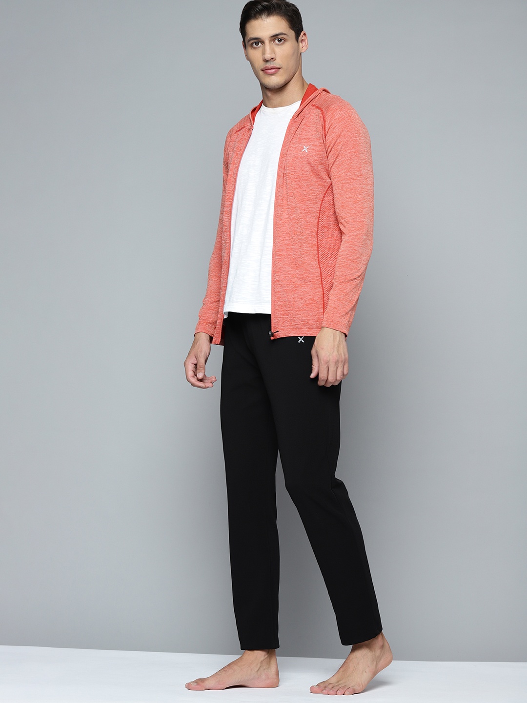 

HRX By Hrithik Roshan Yoga Men Tandoori Spice Seamless Solid Jackets, Orange