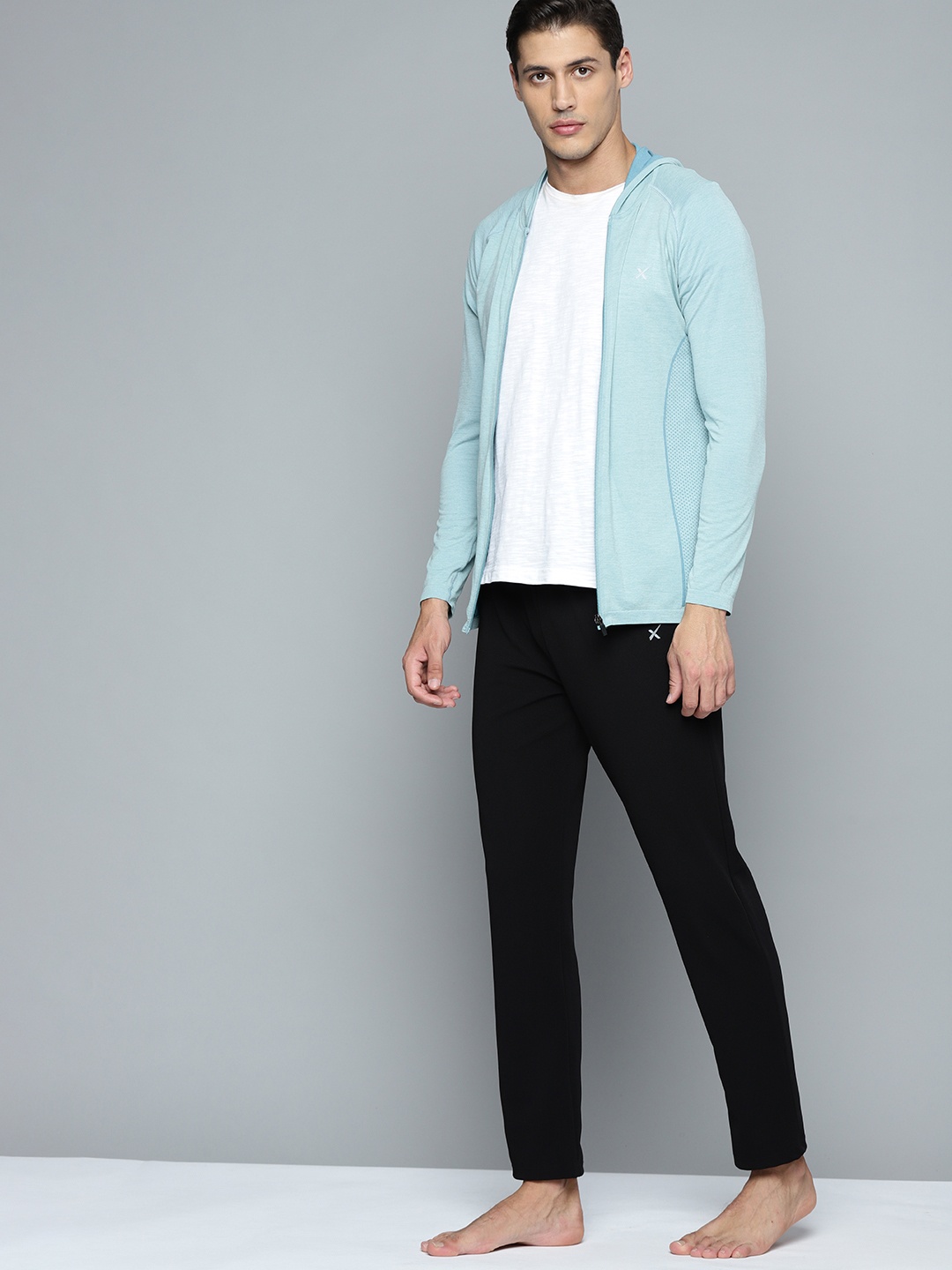 

HRX By Hrithik Roshan Yoga Men Aquifer Seamless Solid Jackets, Blue