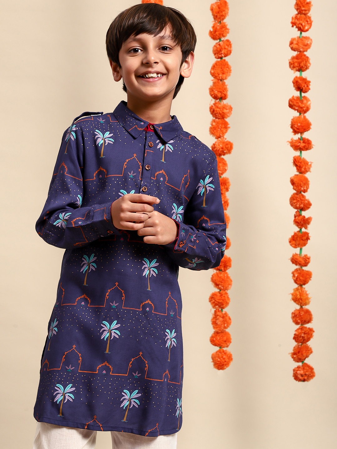 

House of Pataudi Boys Navy Blue Ethnic Motifs Printed Pure Cotton Pathani Kurta