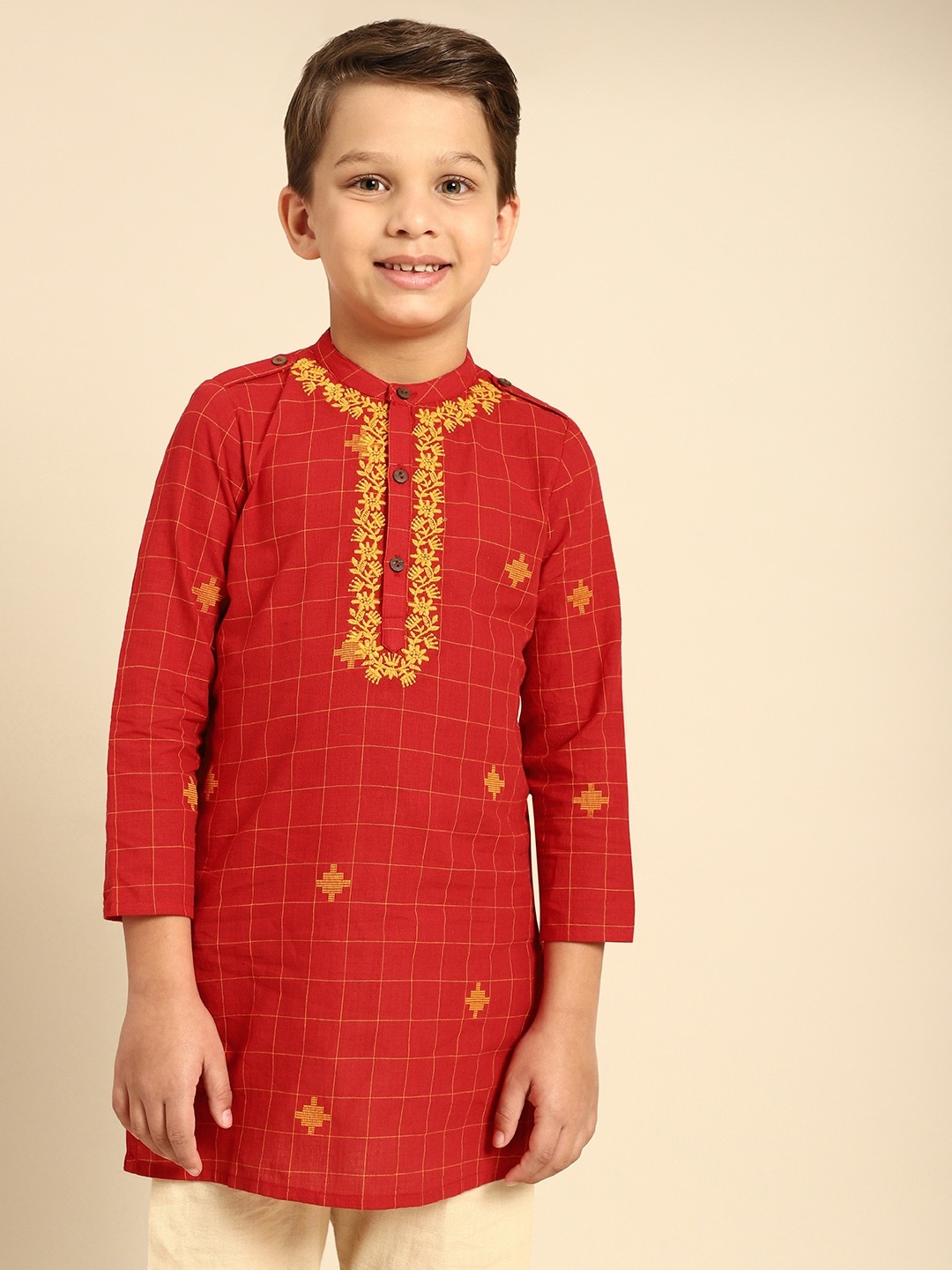 

House of Pataudi Boys Red Checked & Embroidered Pure Cotton Kurta