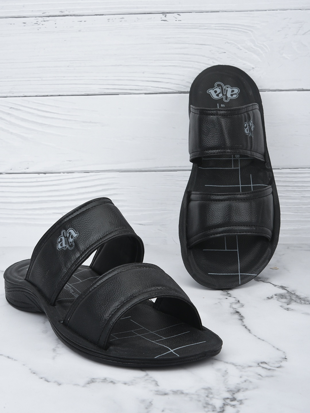 

Liberty Men Black Comfort Sandals