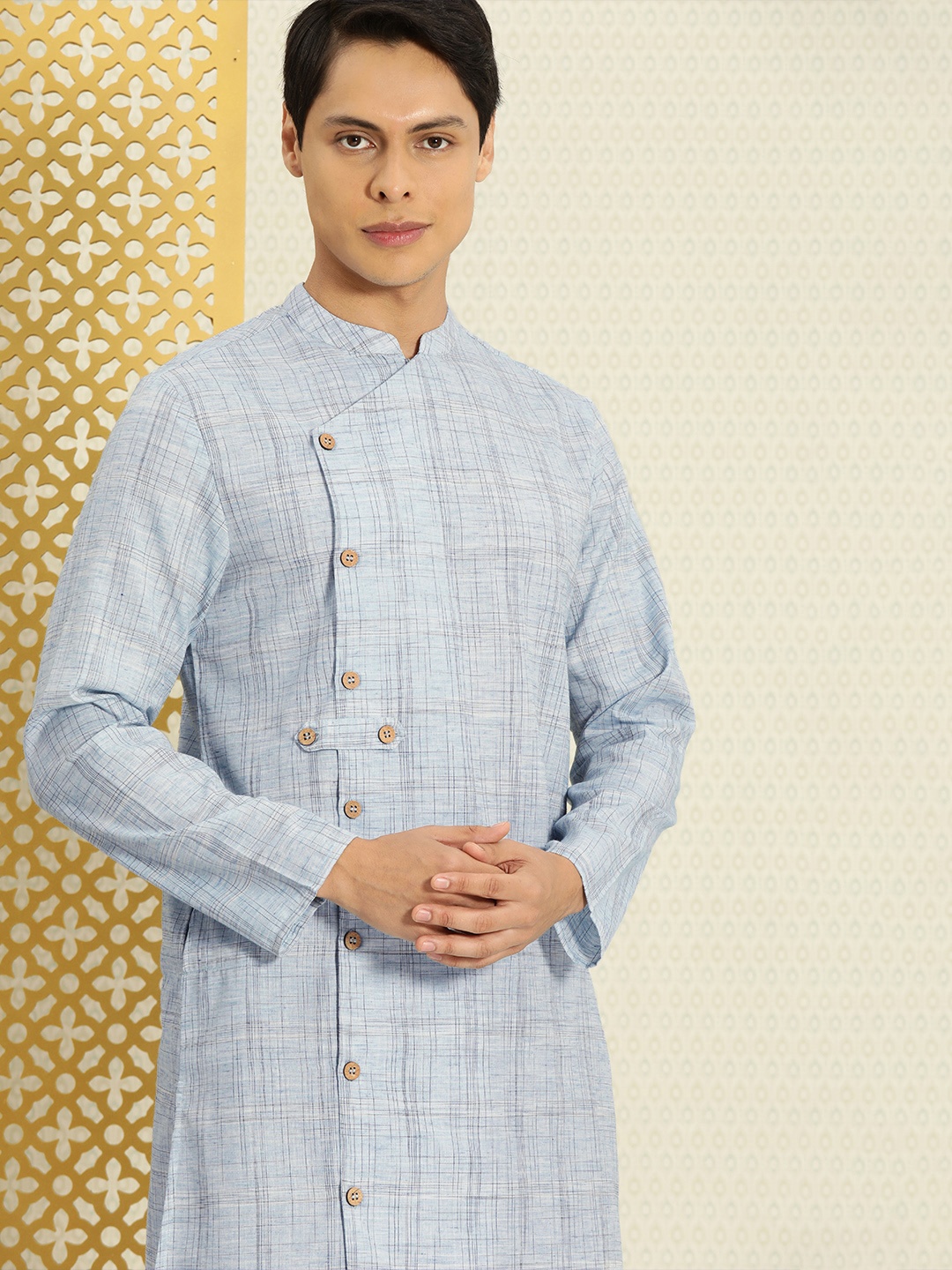 

House of Pataudi Men Blue & Black Checked Rozana Angrakha Kurta