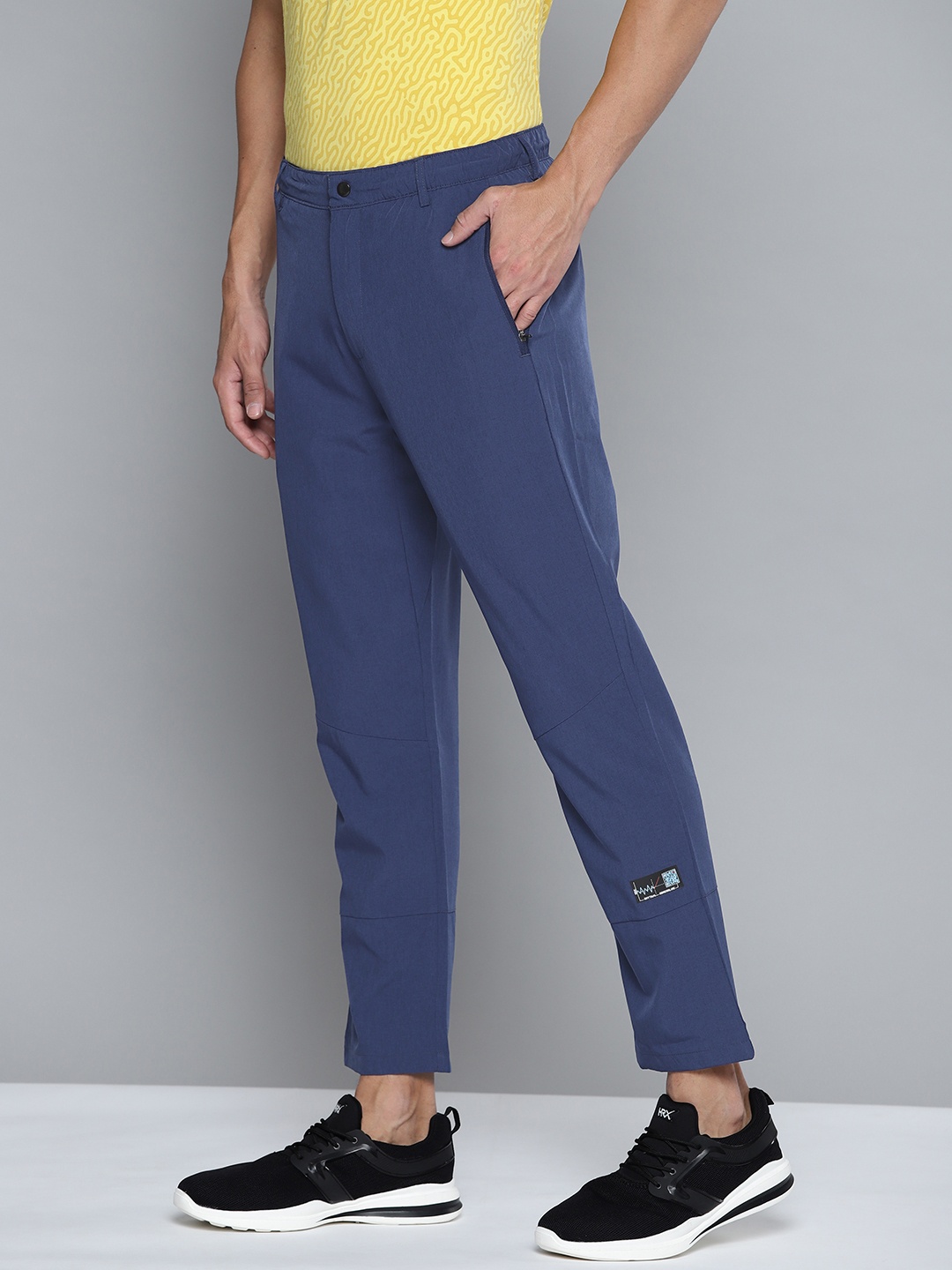 

HRX By Hrithik Roshan Lifestyle Men Navy Melange Lycra Solid Trousers, Navy blue