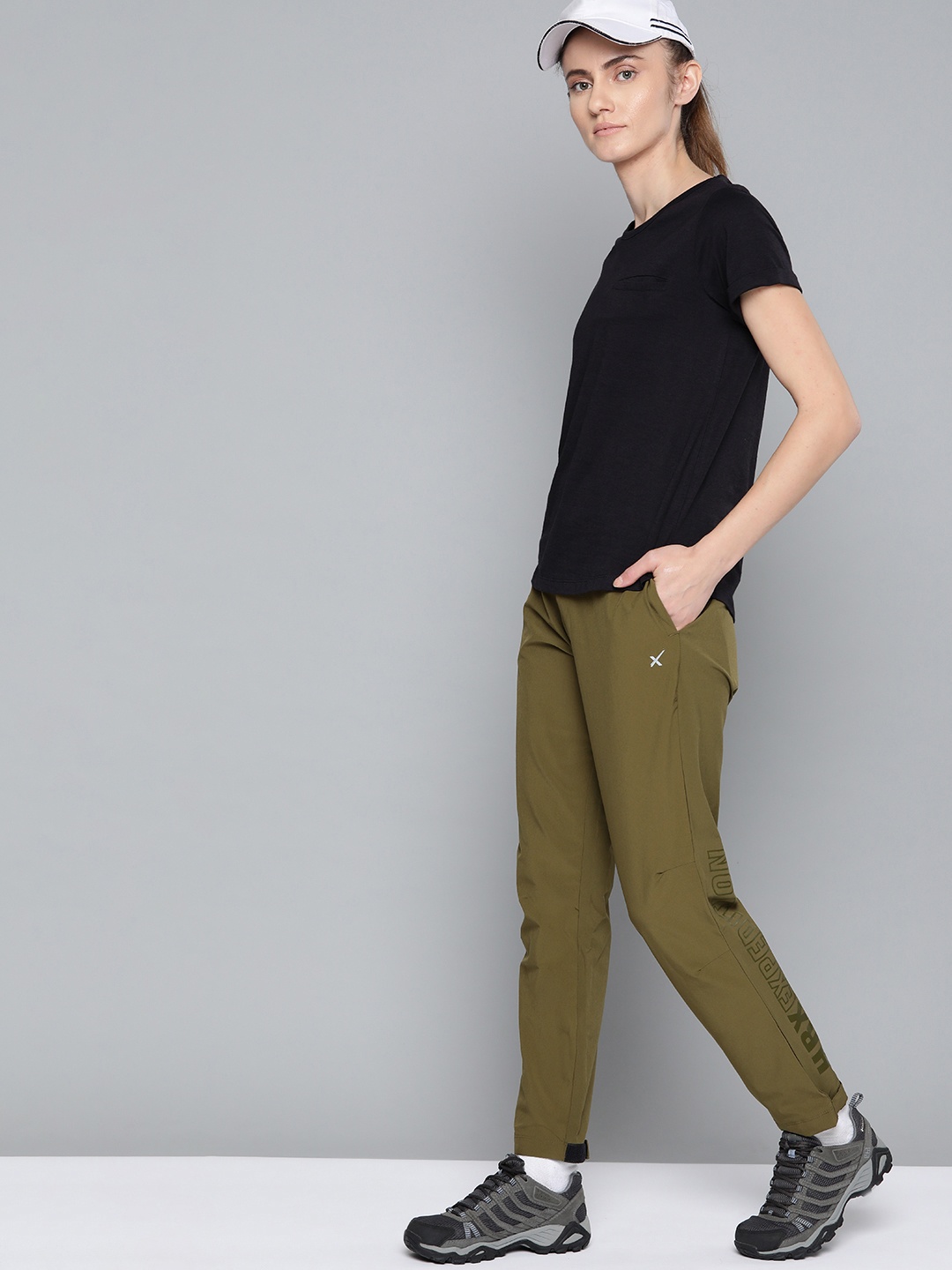 

HRX By Hrithik Roshan Outdoor Women Uniform Green Packable Solid Trousers, Olive