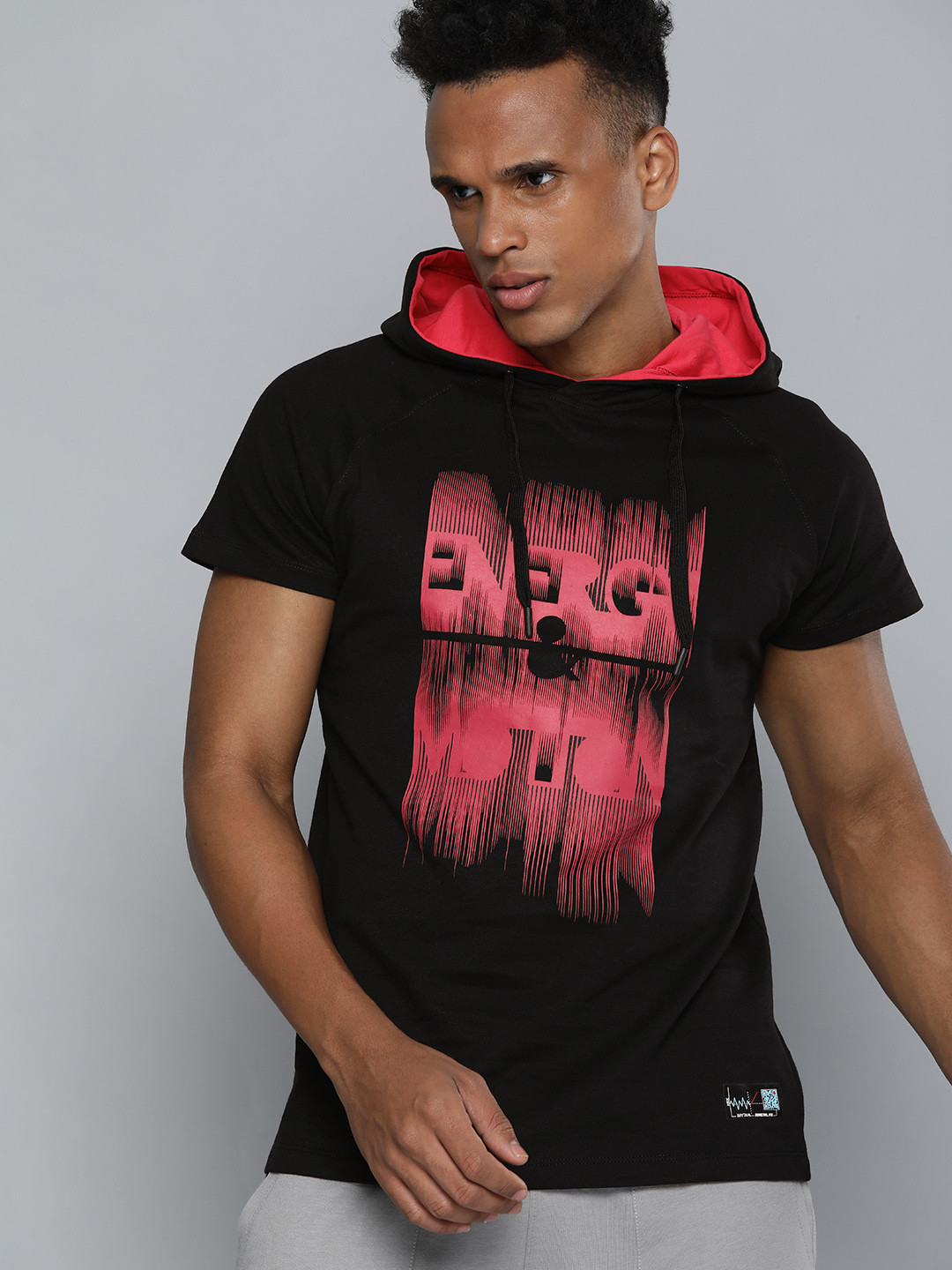 

HRX By Hrithik Roshan Lifestyle Men Black & Pink Bio-Wash Graphic Pure Cotton Tshirts