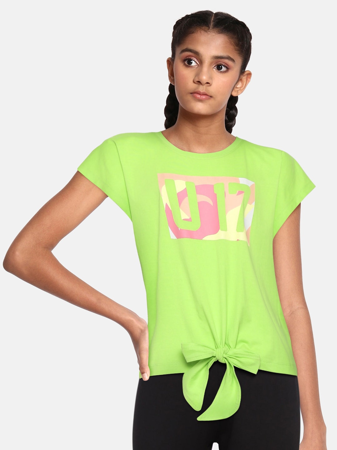 

HRX By Hrithik Roshan U-17 Lifestyle Girls Neon Green Rapid-Dry Solid Tshirts