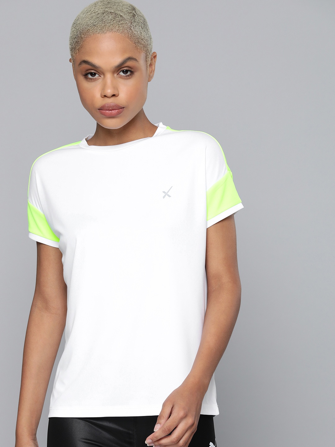 

HRX By Hrithik Roshan Women White & Green Rapid-Dry Colourblock Running Tshirt