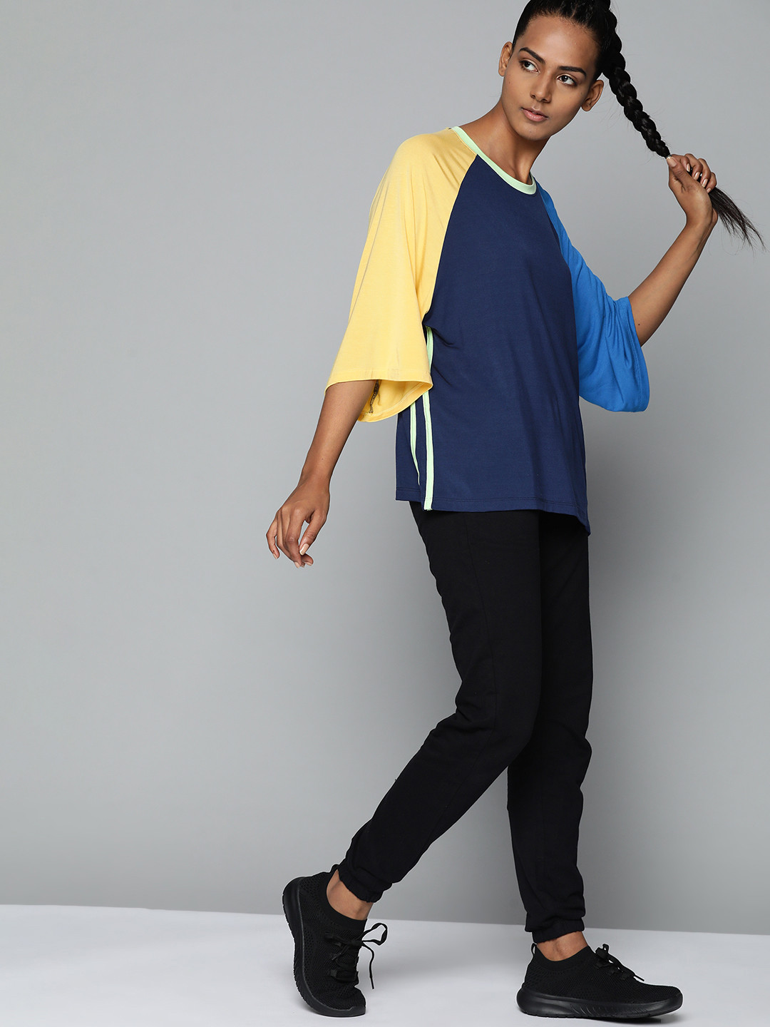 

HRX By Hrithik Roshan Lifestyle Women Medieval Blue Lycra Solid T-shirts