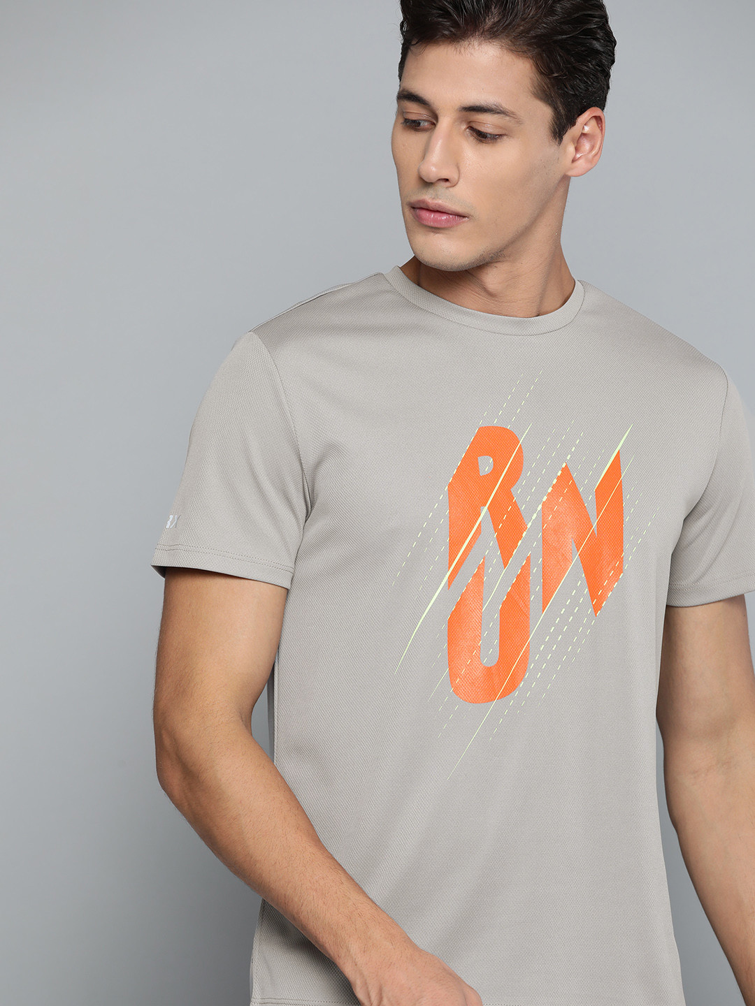 

HRX By Hrithik Roshan Running Men Wet Weather Rapid-Dry Typography Running T-shirt, Grey