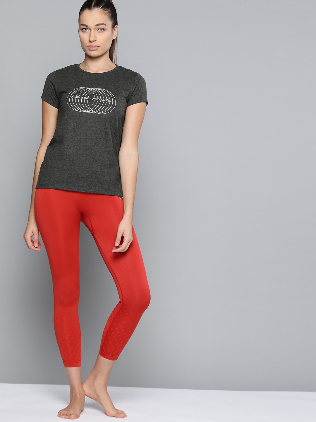 

HRX By Hrithik Roshan Yoga Women Anthra Melange Typography Sustainable Tshirt, Grey melange