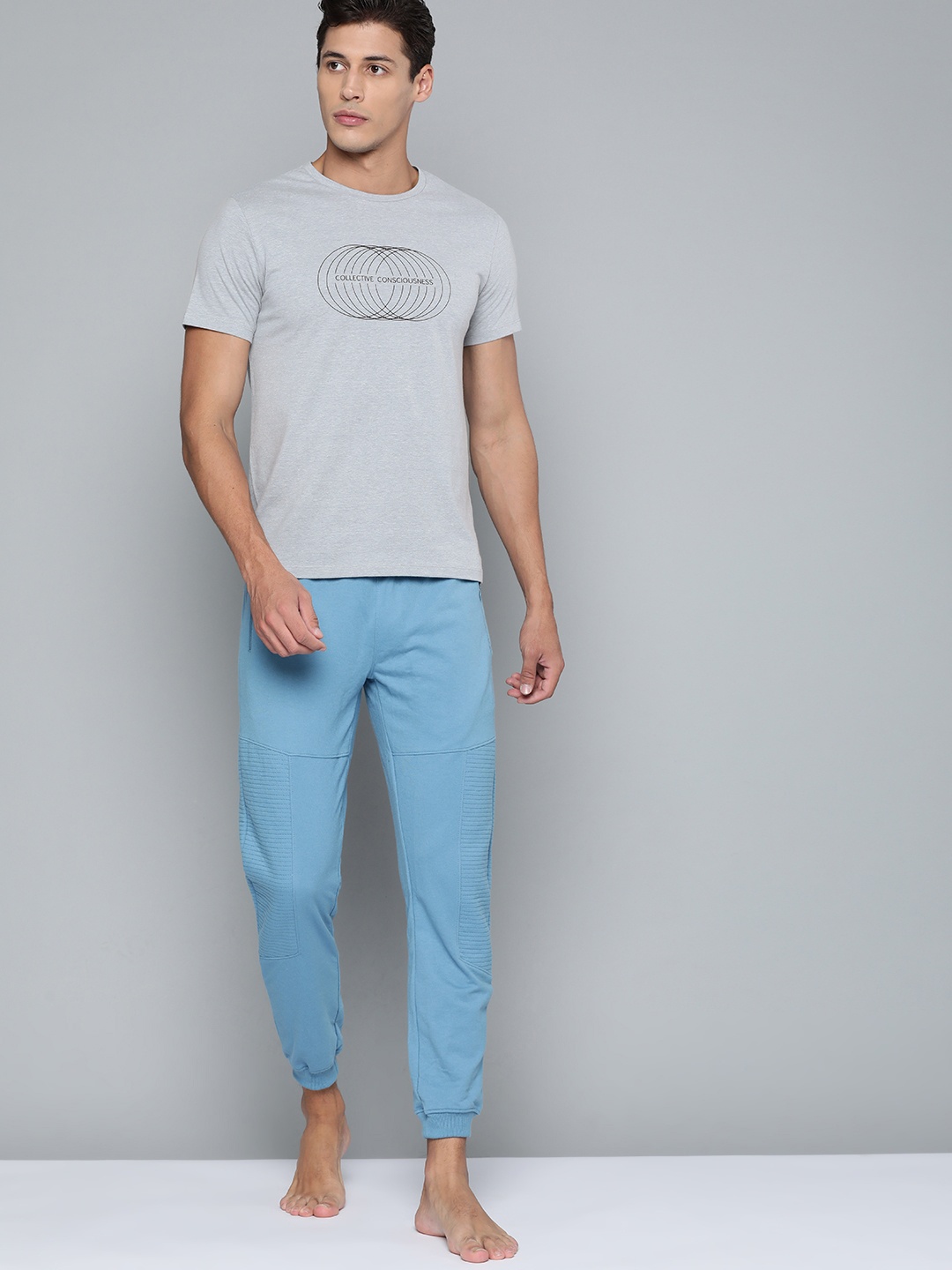 

HRX By Hrithik Roshan Yoga Men Grey Melange Typography Sustainable T-shirt
