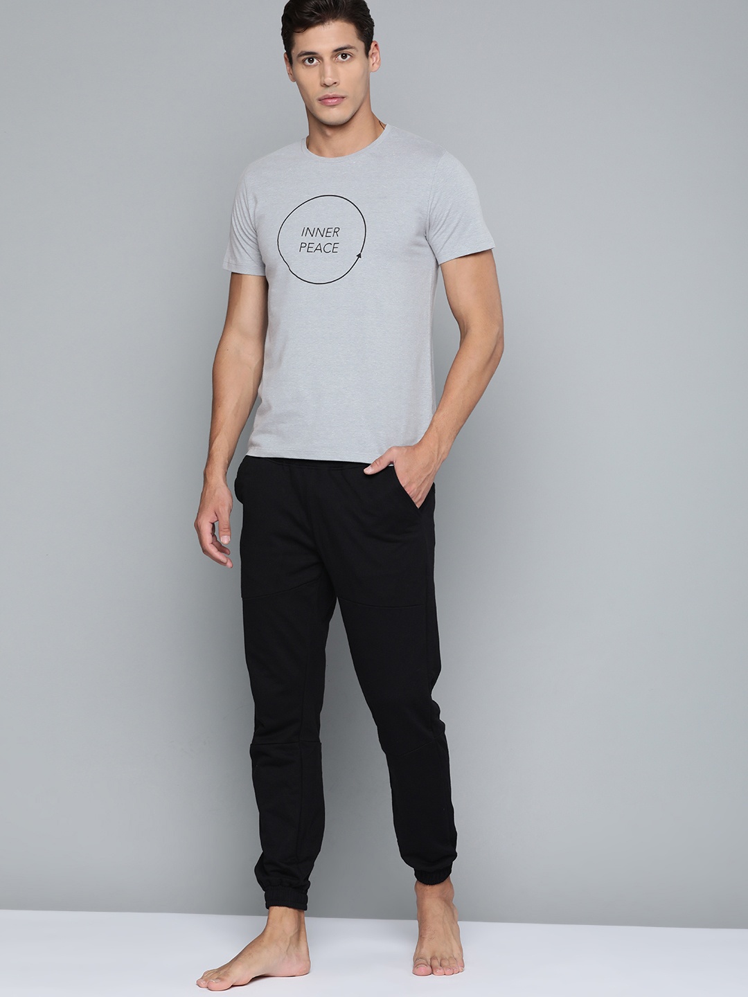 

HRX By Hrithik Roshan Yoga Men Grey Melange Typography Sustainable T-shirt