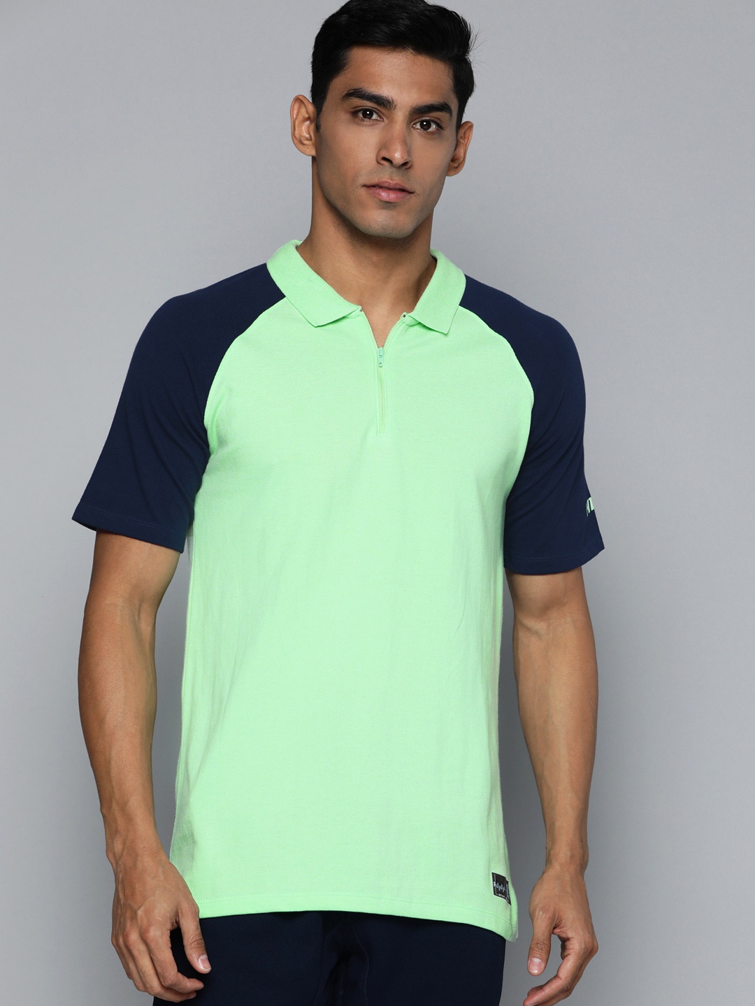 

HRX By Hrithik Roshan Lifestyle Men Neo mint Bio-Wash Colourblock T-shirt, Green