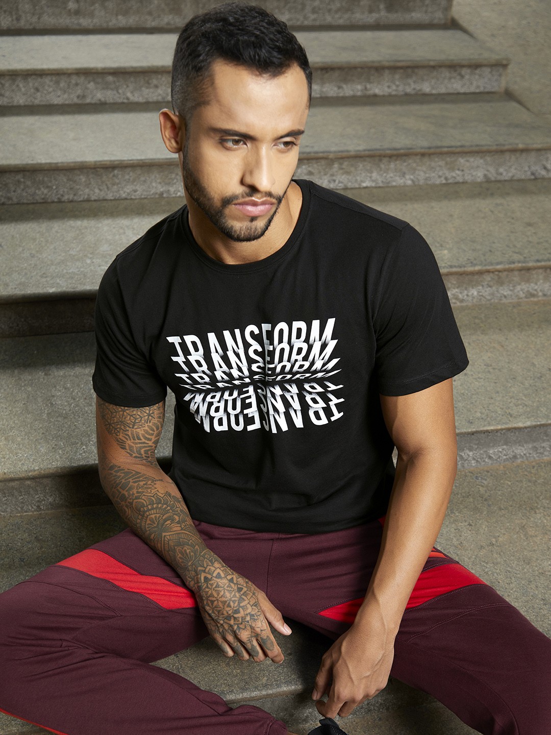 

HRX by Hrithik Roshan Men Black & White Typography Printed Pure Cotton T-shirt