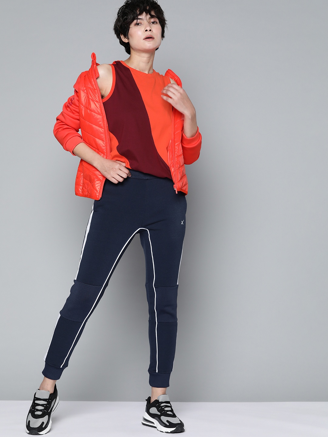 

HRX By Hrithik Roshan Lifestyle Women Oxy Fire Pure Cotton Bio-Wash Colourblock Tshirts, Orange