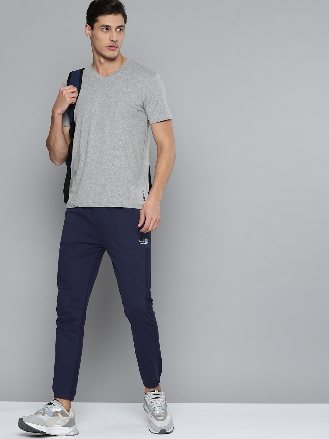 

HRX By Hrithik Roshan Lifestyle Men Medieval Blue Pure Cotton Bio-Wash Solid Joggers, Navy blue