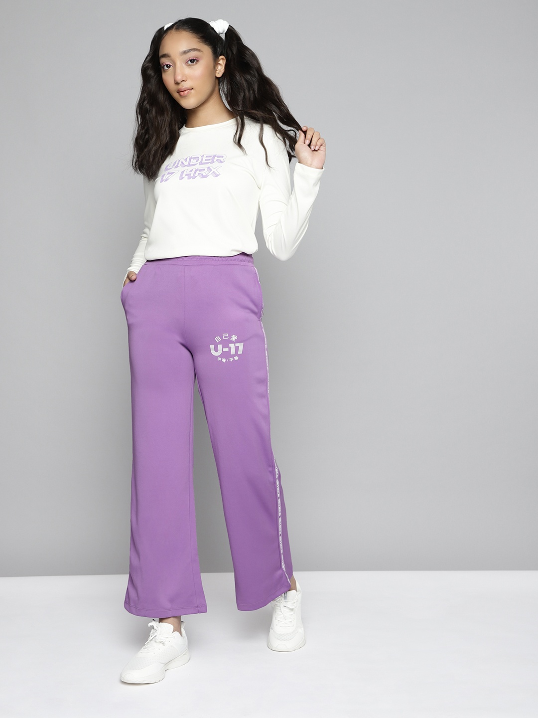 

HRX By Hrithik Roshan U-17 Lifestyle Girls Magic Mauve Rapid-Dry Solid Track Pants