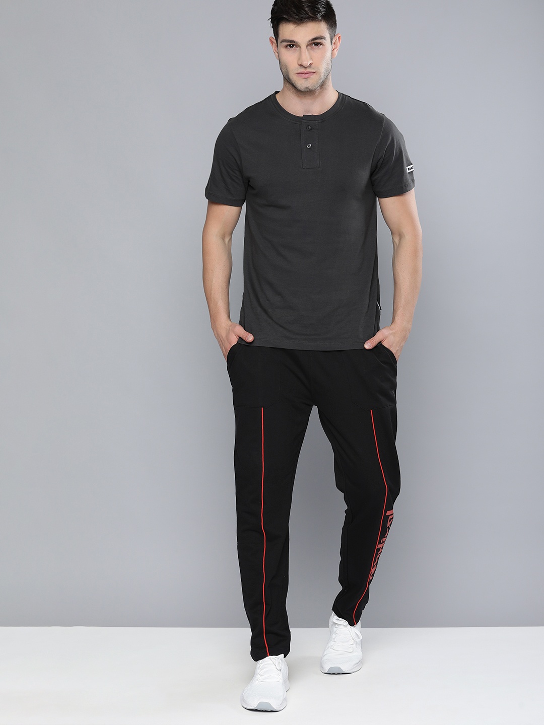 

HRX By Hrithik Roshan Men Black Solid Joggers