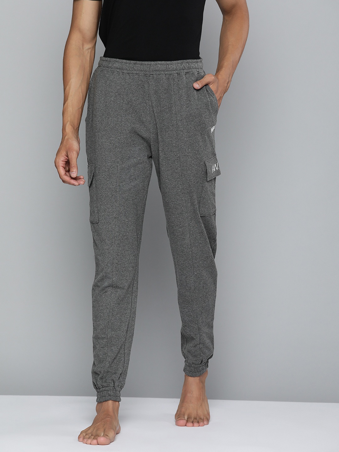 

HRX By Hrithik Roshan Yoga Men Anthra Melange Rapid-Dry Melange Sustainable Joggers, Charcoal