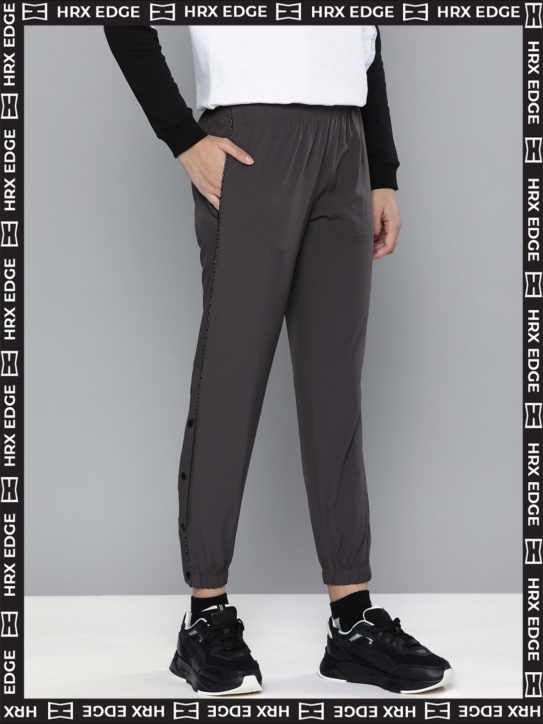 

HRX By Hrithik Roshan EDGE Lifestyle Women Anthracite Rapid-Dry Solid Joggers, Charcoal