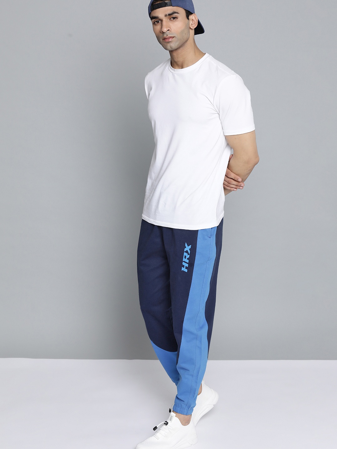 

HRX By Hrithik Roshan Lifestyle Men Strong Blue Bio-Wash Colourblock Joggers