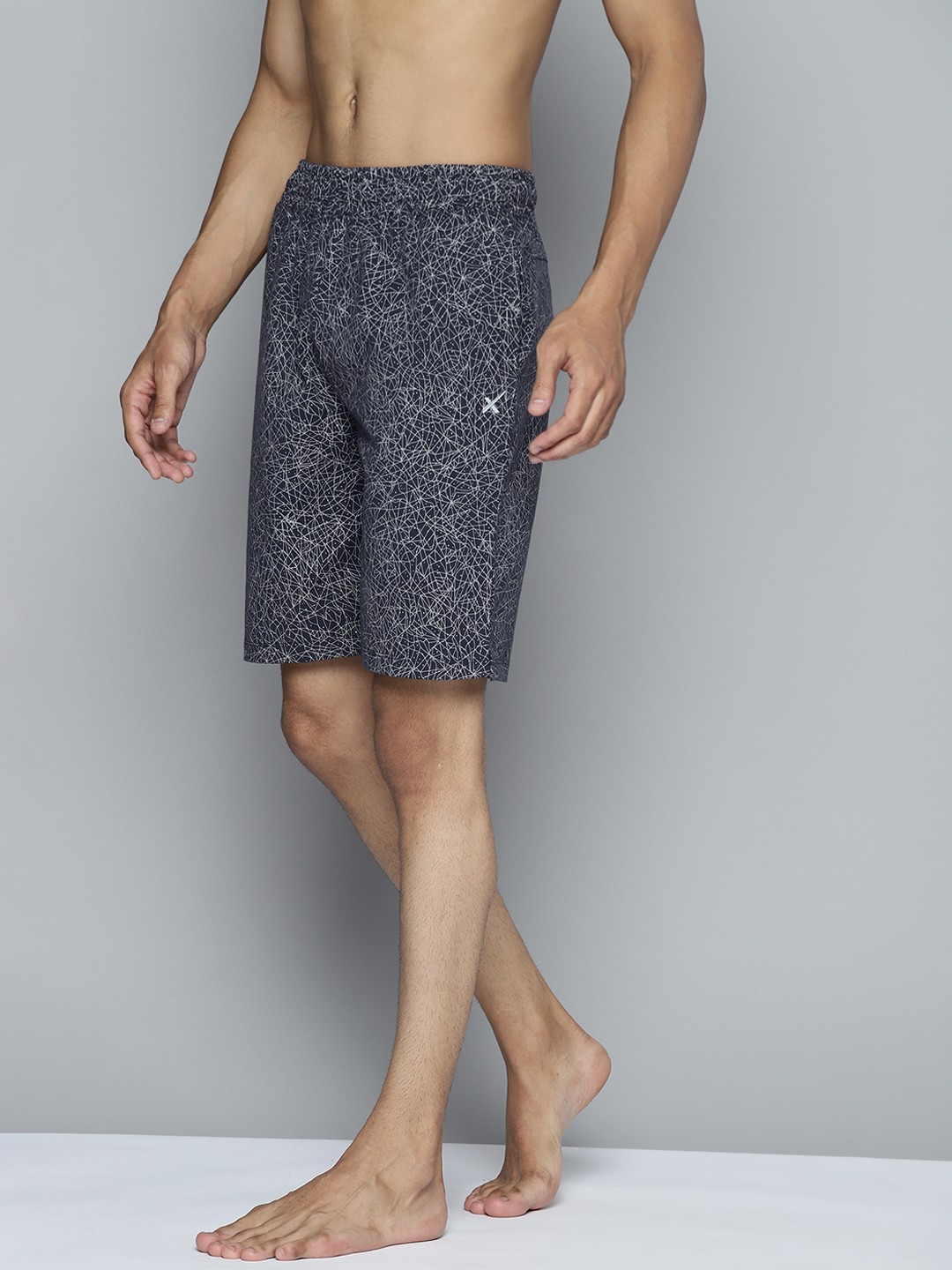 

HRX By Hrithik Roshan Yoga Men Iron Rapid-Dry Geometric Pure Cotton Sustainable Shorts, Navy blue