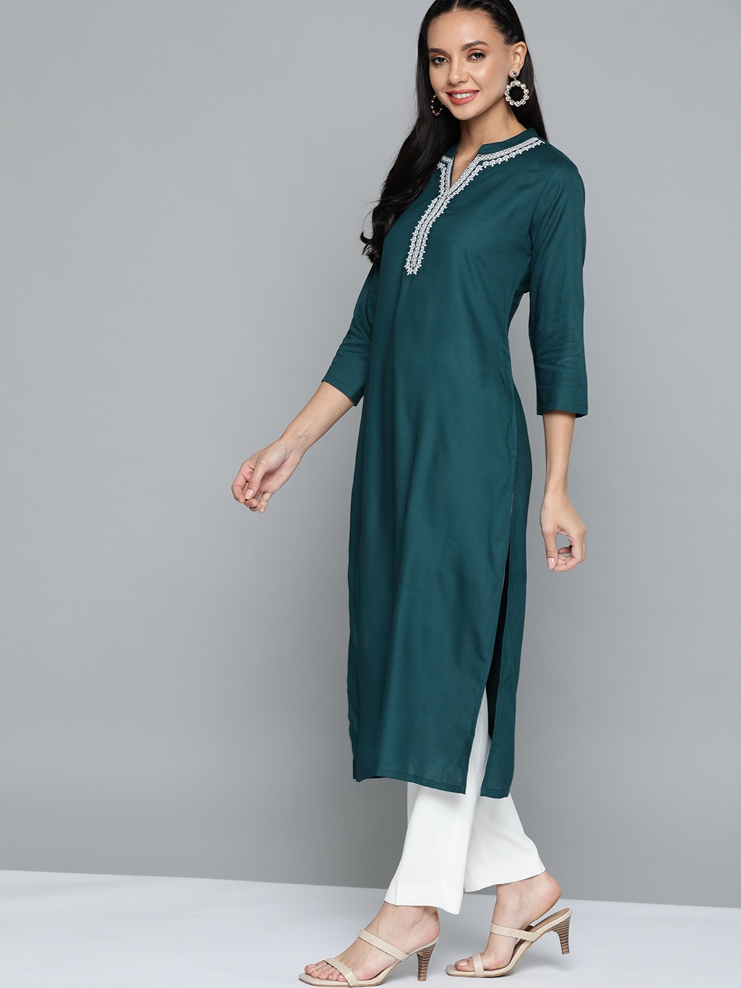 

HERE&NOW Women Teal Green Ethnic Motifs Yoke Design Kurta