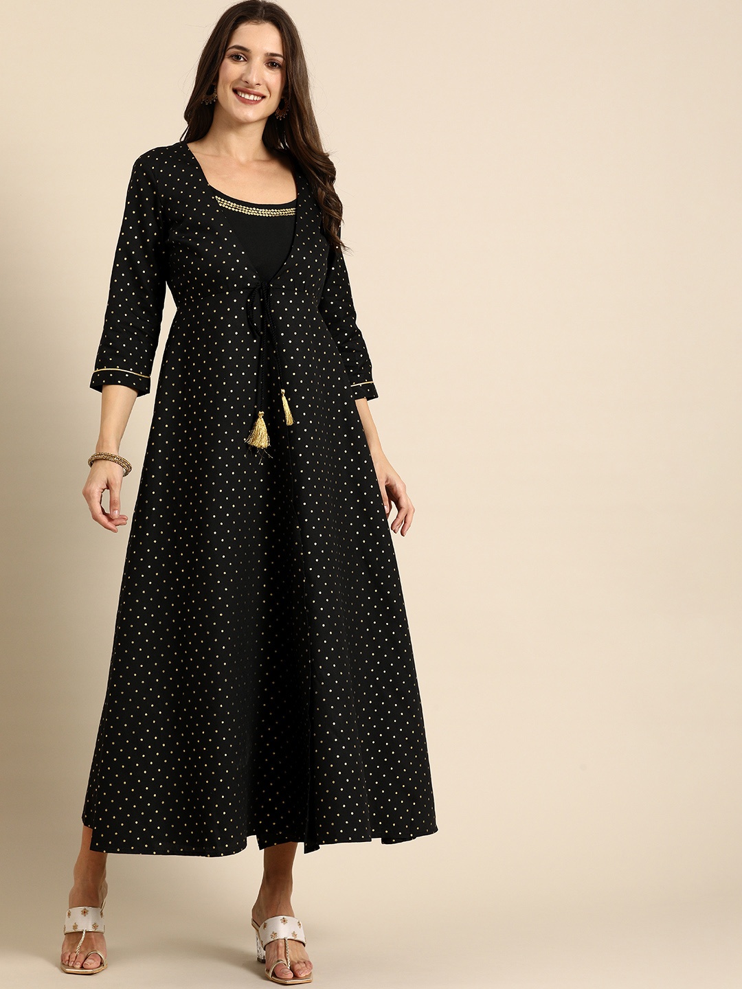 

all about you Women Black Solid Sleeveless Midi Dress With Printed Shrug