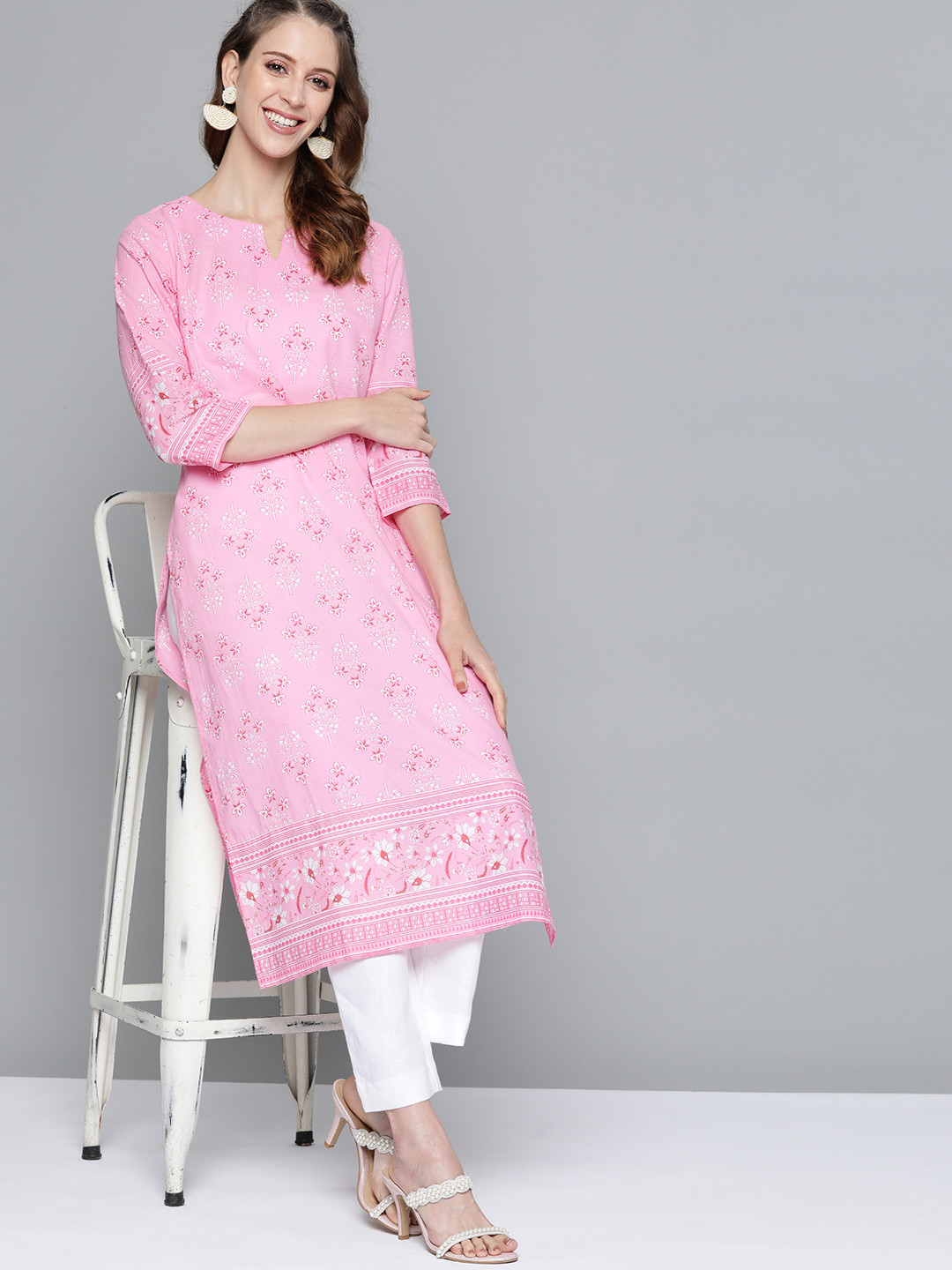 

HERE&NOW Women Pink & White Ethnic Motifs Printed Pastels Pure Cotton Kurta