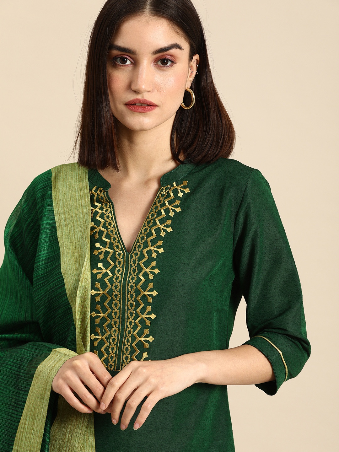 

all about you Women Green Embroidered Kurta with Trousers & With Dupatta