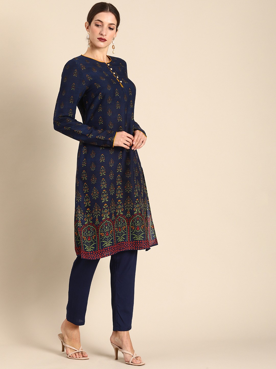 

all about you Women Navy Blue Floral Printed Regular Long Sleeves Kurta with Trousers